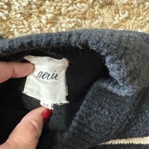 Aerie Charcoal Knit Pullover
